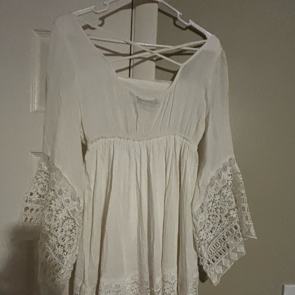 Elegant Lace Trim Long Sleeve Dress